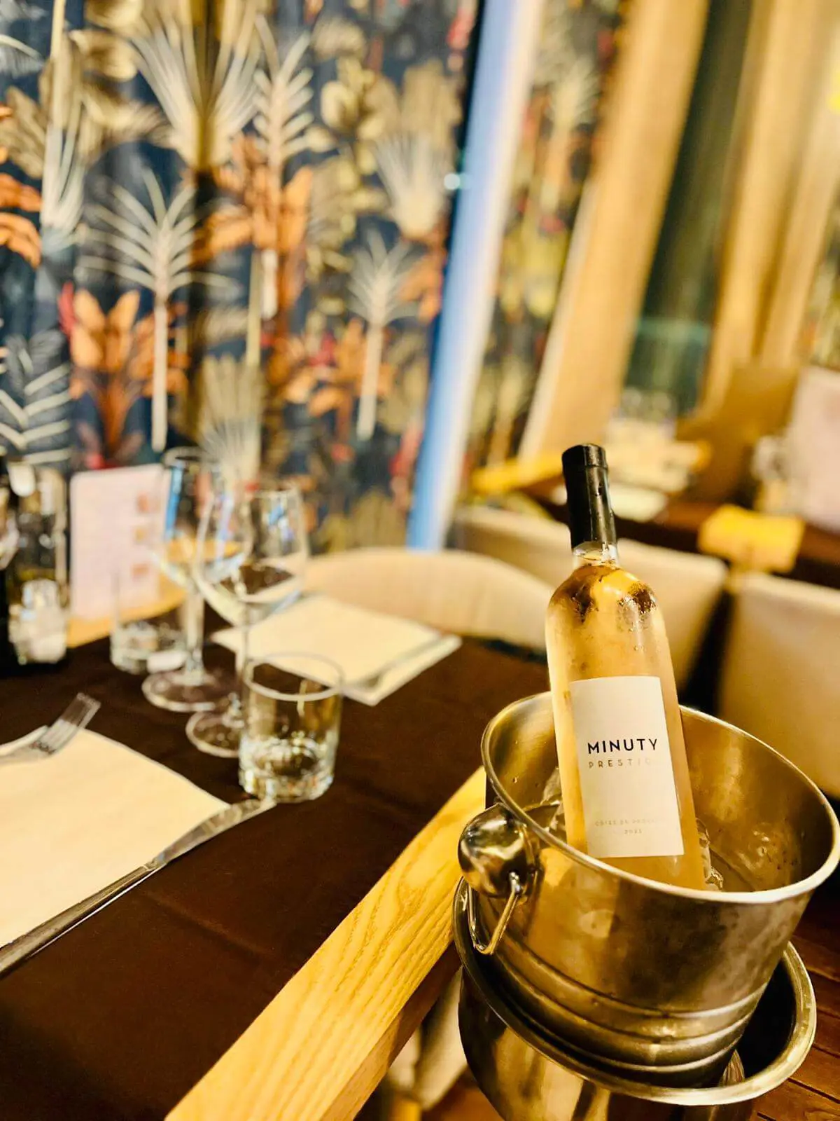 Night time atmosphere at Gran Caffè